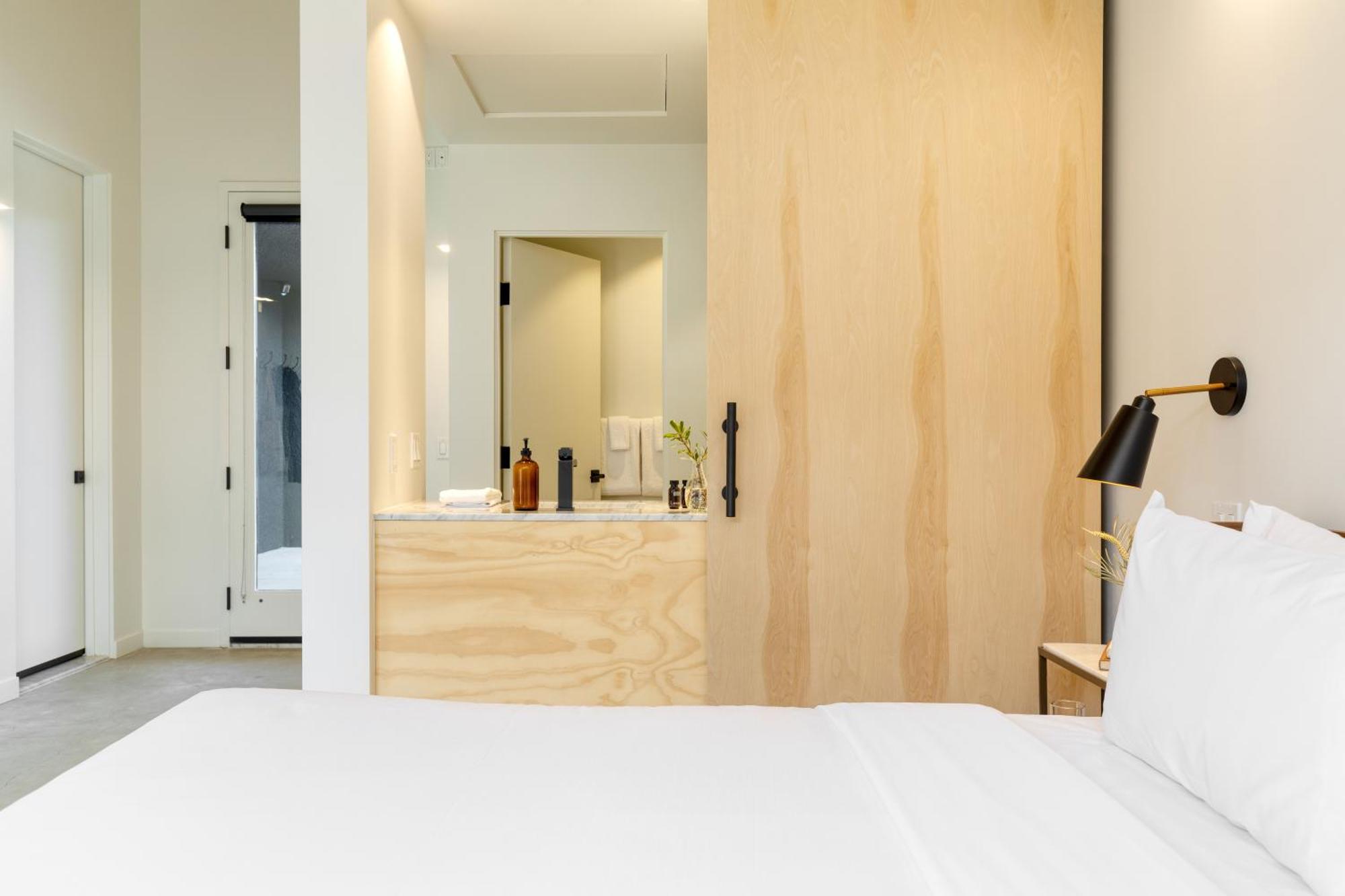 Blackhaus By Avantstay Ada Modern Rooms, Pool & Bbq 팜 스프링스 외부 사진