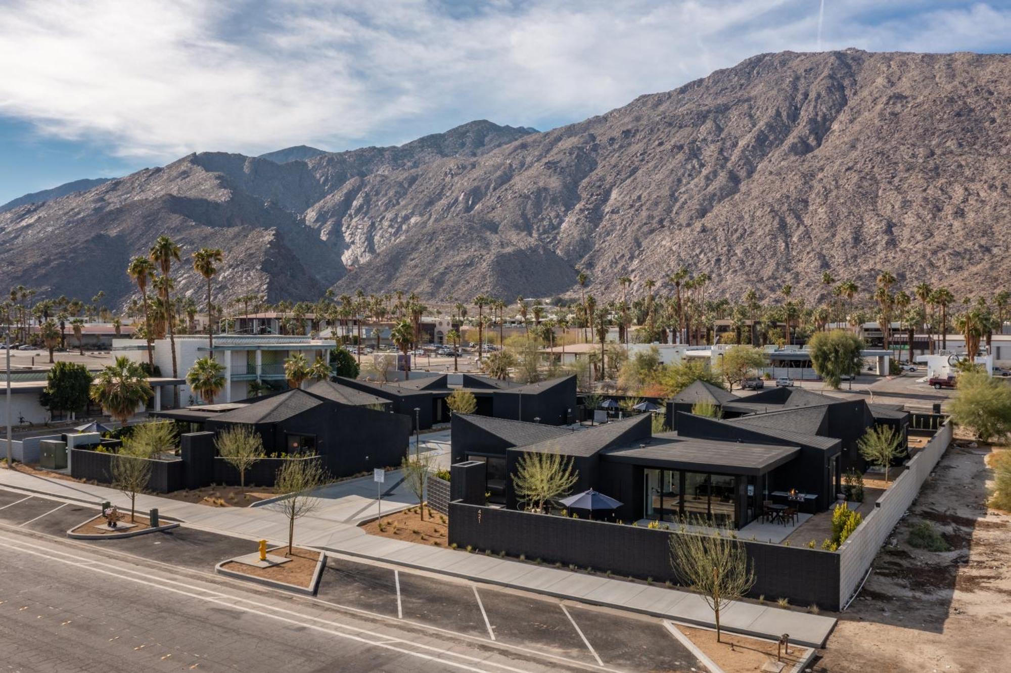 Blackhaus By Avantstay Ada Modern Rooms, Pool & Bbq 팜 스프링스 외부 사진