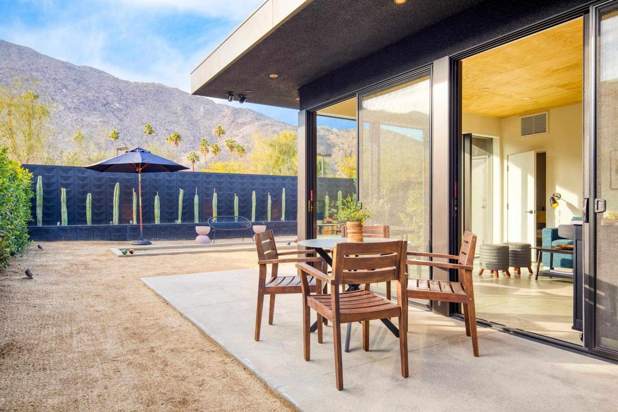 Blackhaus By Avantstay Ada Modern Rooms, Pool & Bbq 팜 스프링스 외부 사진