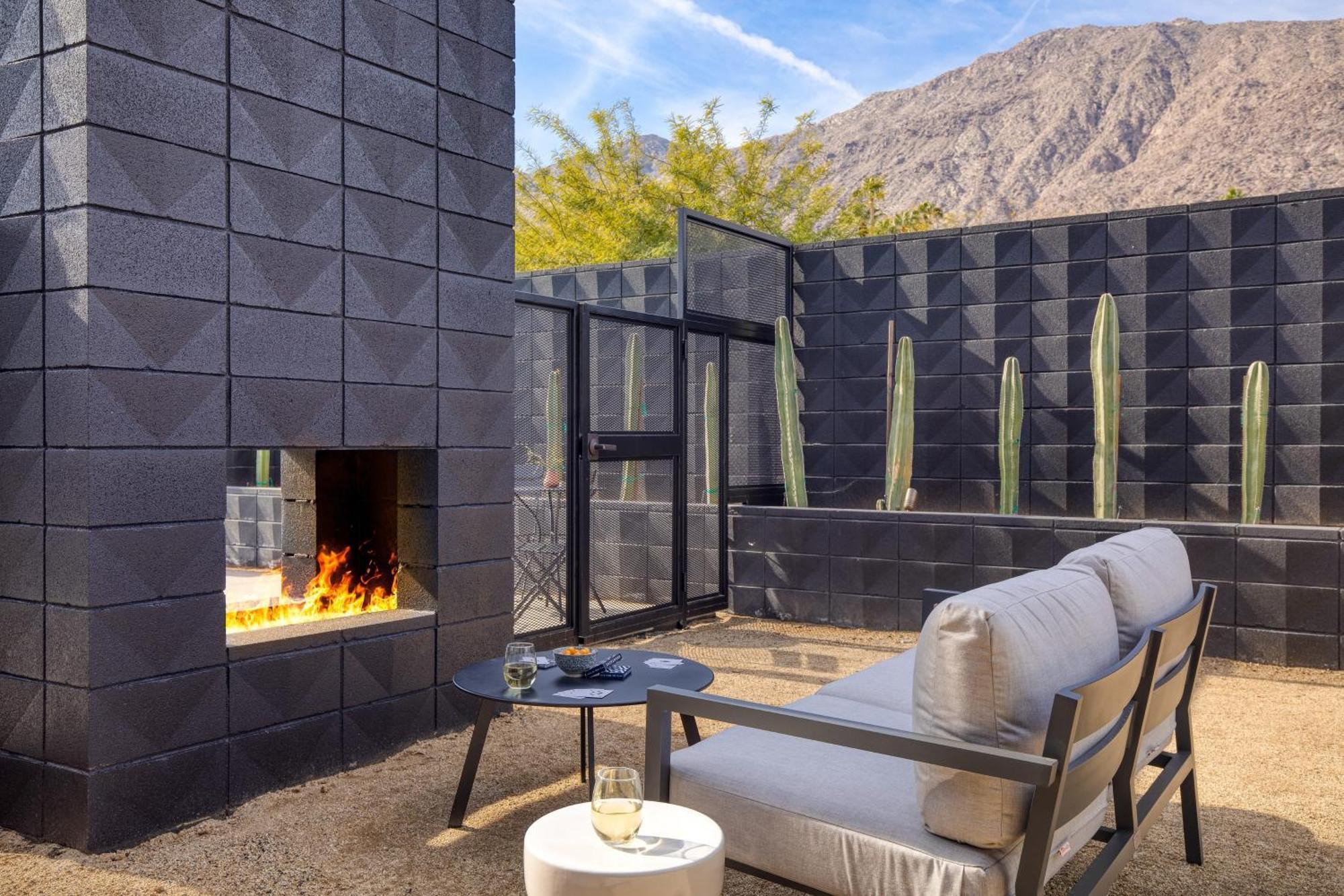 Blackhaus By Avantstay Ada Modern Rooms, Pool & Bbq 팜 스프링스 외부 사진